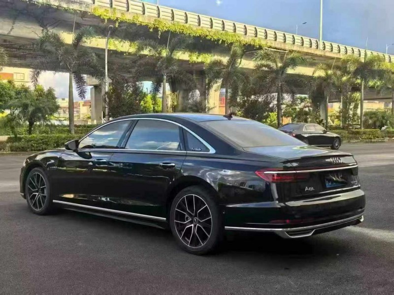 21年漳州奥迪A8L