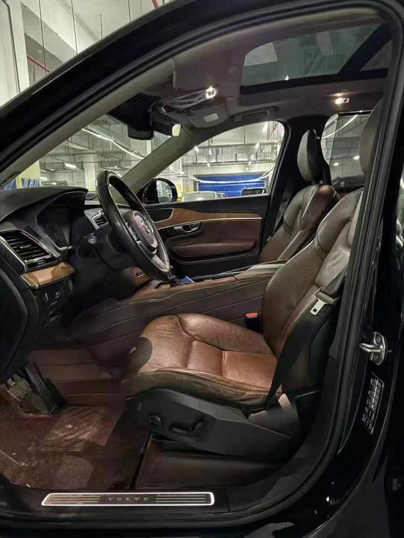 20年重庆市沃尔沃XC90