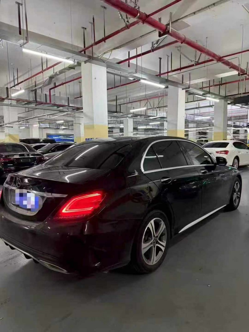 20年重庆市奔驰C
