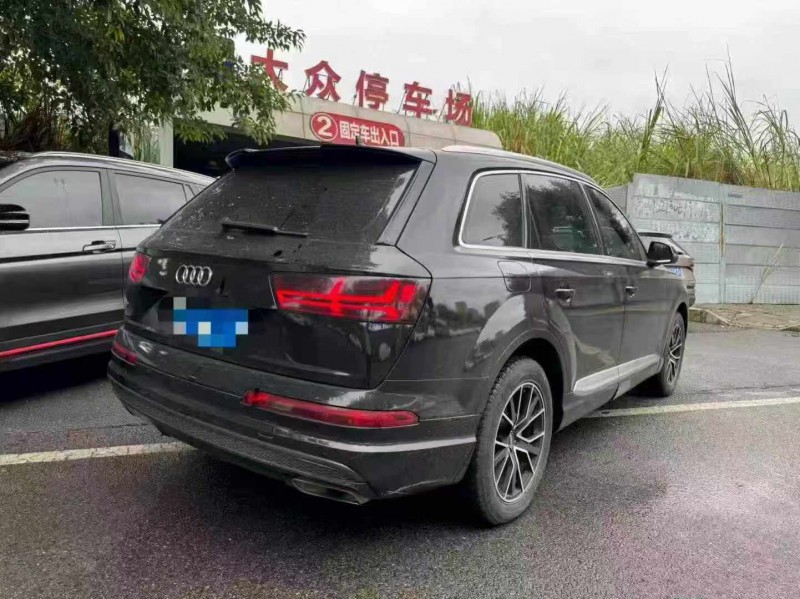 19年重庆市奥迪Q7