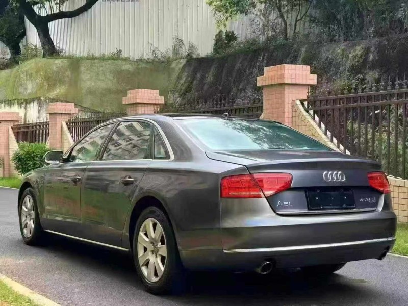 14年深圳奥迪A8L