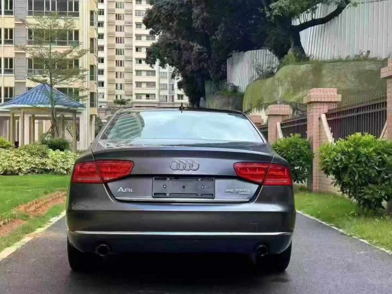 14年深圳奥迪A8L
