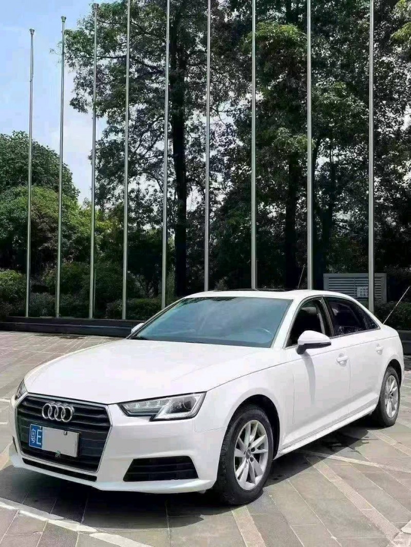17年珠海奥迪A4L