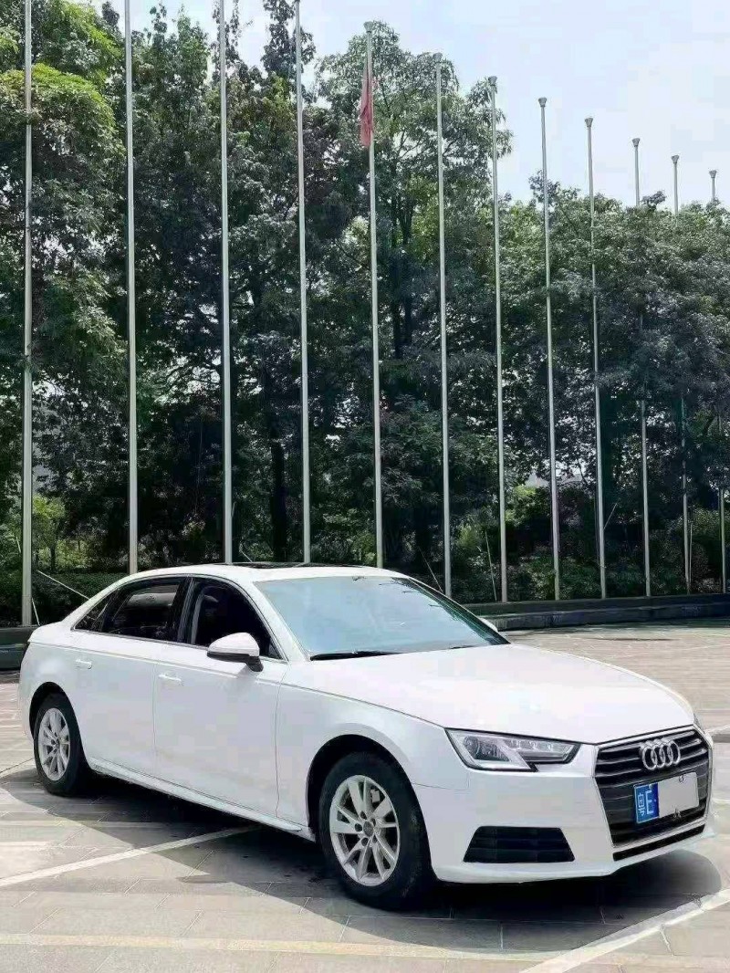 17年珠海奥迪A4L