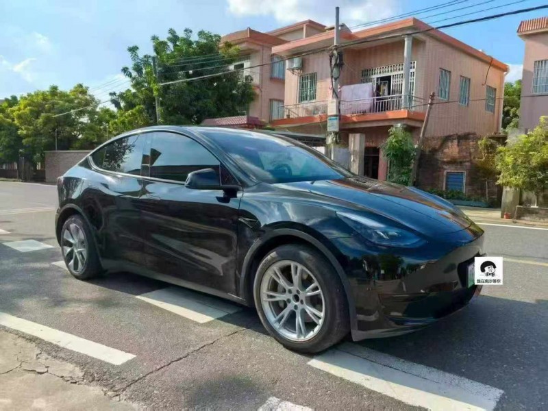 23年深圳特斯拉MODEL Y
