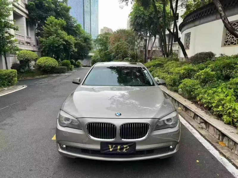 20年深圳宝马7系