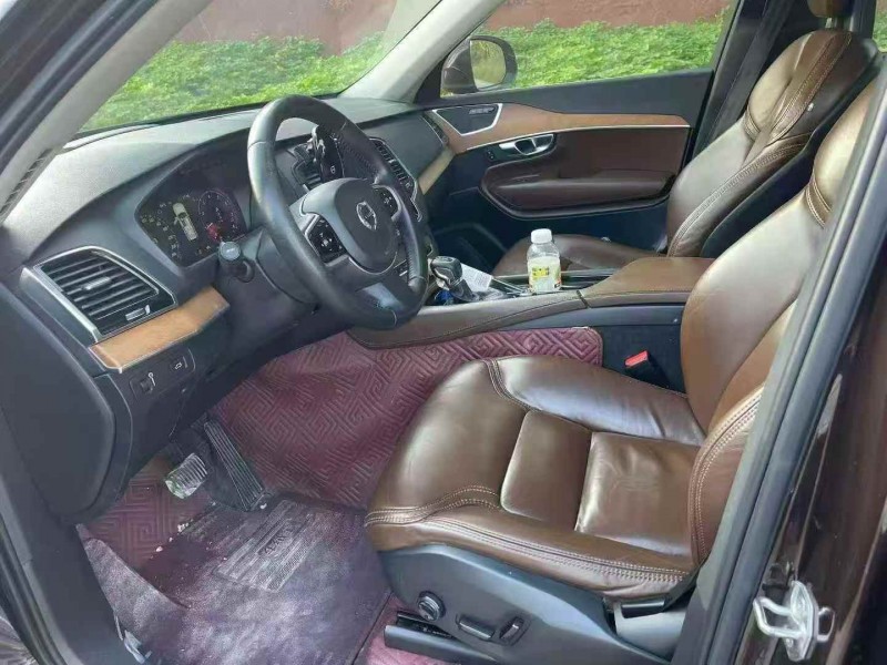 18年重庆市沃尔沃XC90