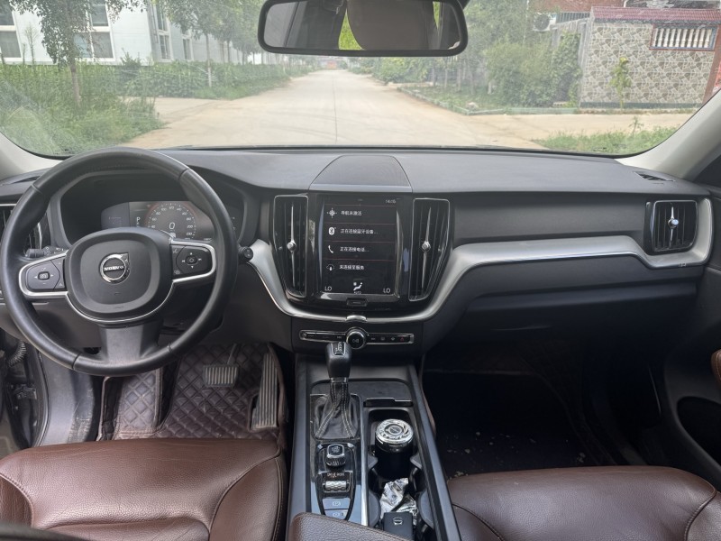 18年新乡沃尔沃XC60
