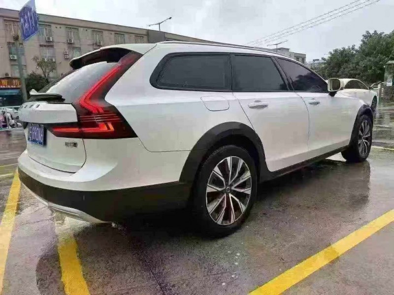 23年汕头沃尔沃V90