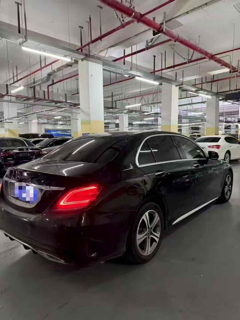 20年重庆市奔驰C