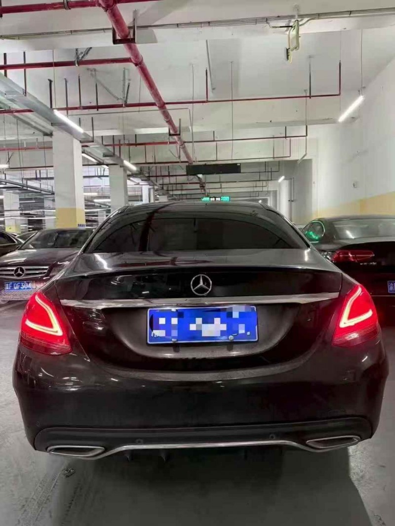 20年重庆市奔驰C