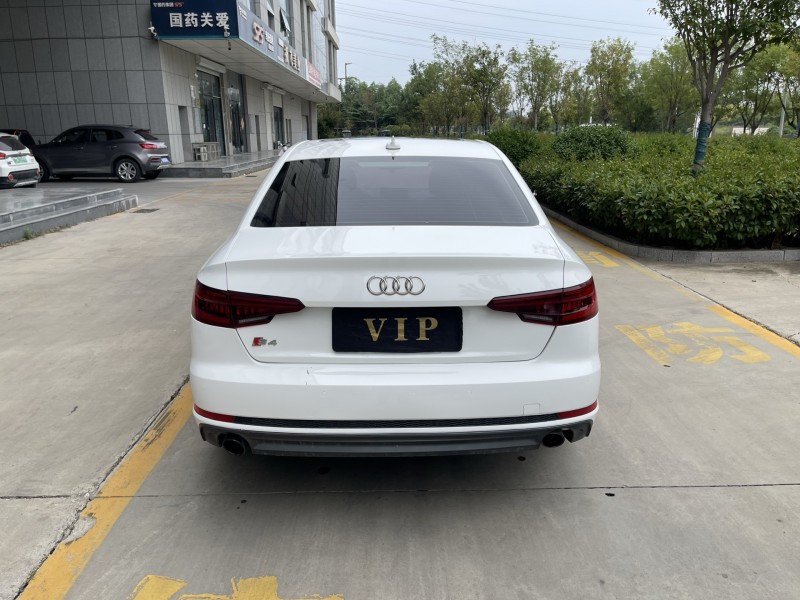 18年济宁奥迪A4L