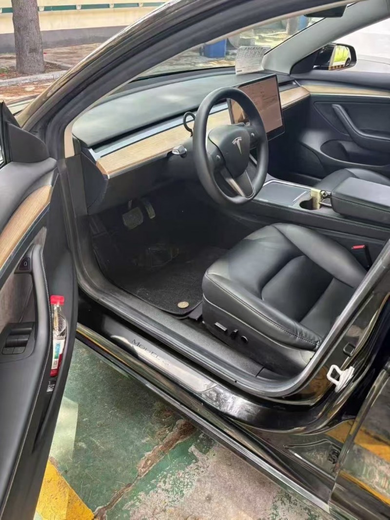 21年青岛特斯拉MODEL 3
