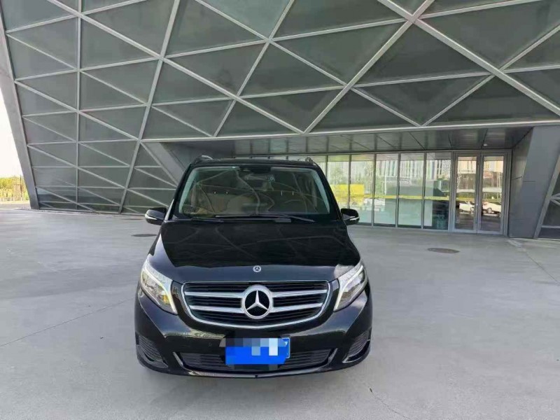 17年唐山奔驰V