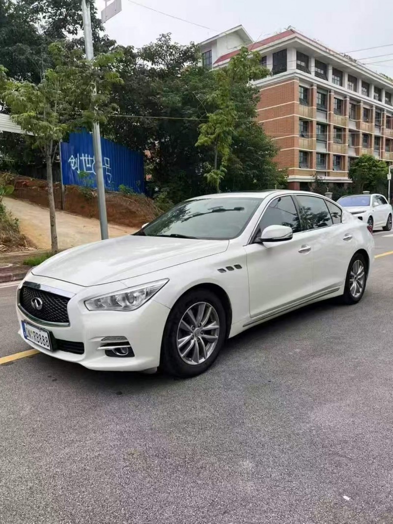 17年桂林英菲尼迪Q50L