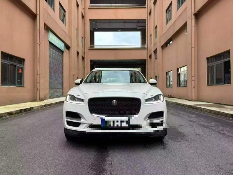 17年重庆市捷豹F-PACE