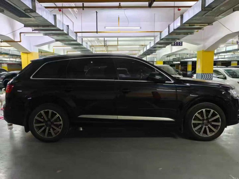 17年宜昌奥迪Q7