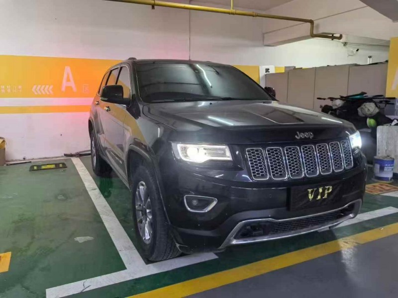 16年鄂州Jeep大切诺基