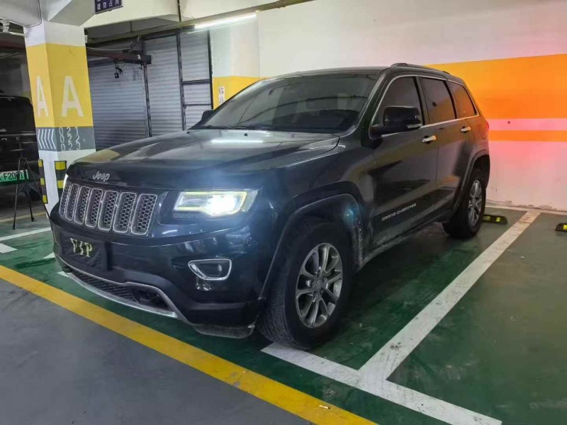 16年鄂州Jeep大切诺基