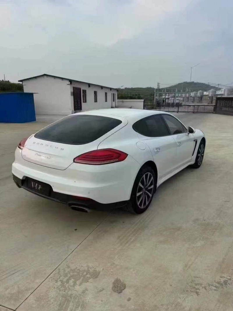 16年淮南保时捷帕拉梅拉