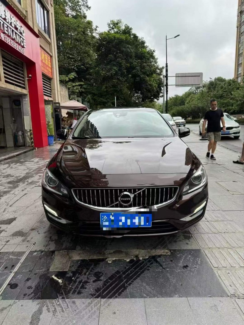 19年重庆市沃尔沃S60L
