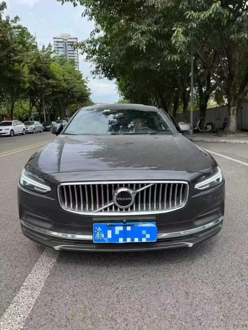 21年重庆市沃尔沃S90