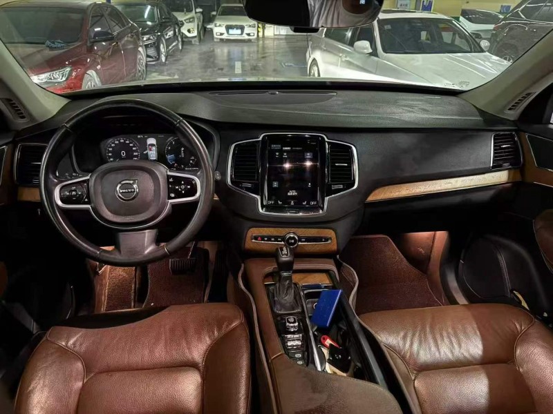 20年重庆市沃尔沃XC90