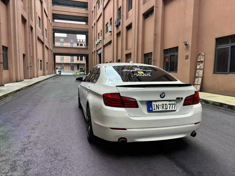12年重庆市宝马5系