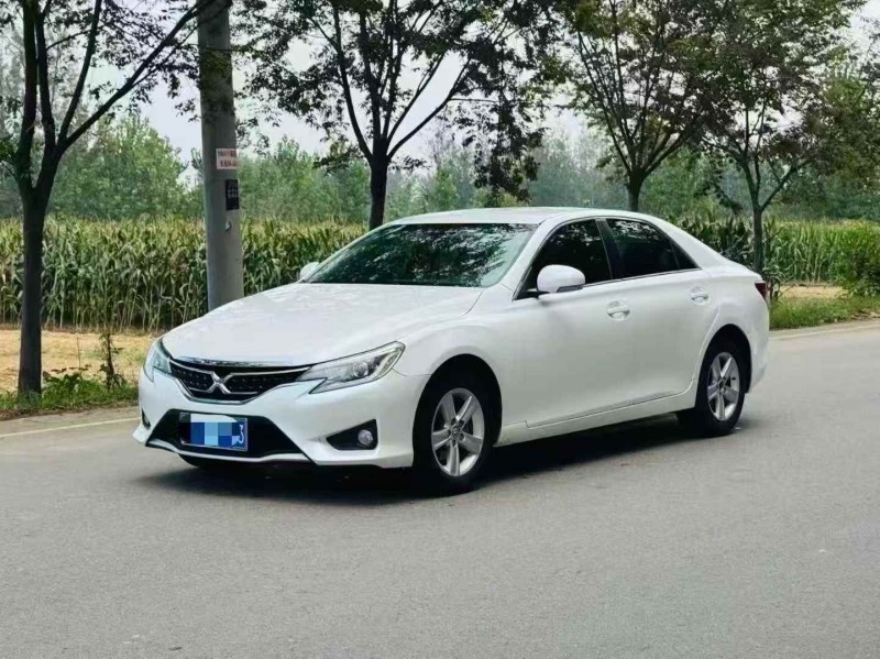 15年徐州丰田锐志
