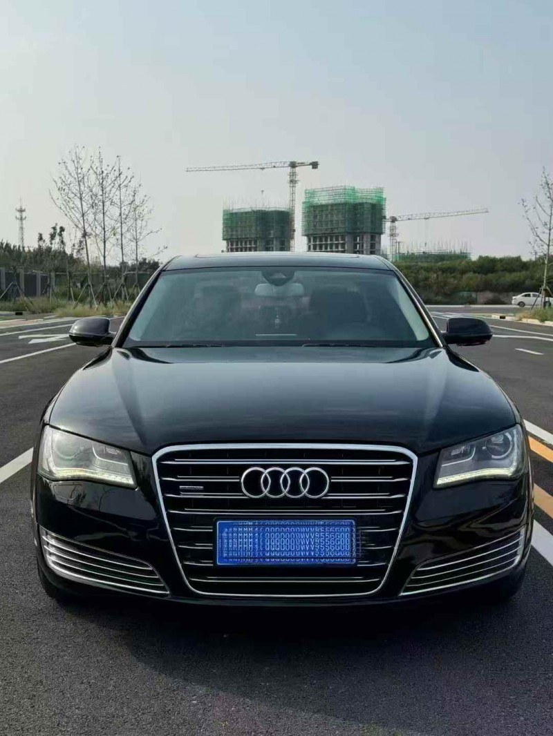 15年邯郸奥迪A8L