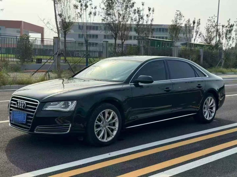 15年邯郸奥迪A8L
