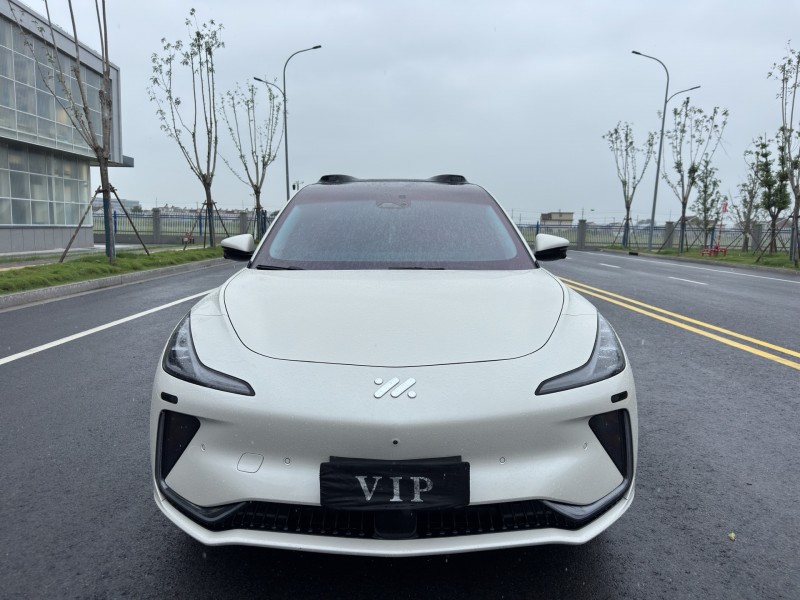 25年盐城智己LS7