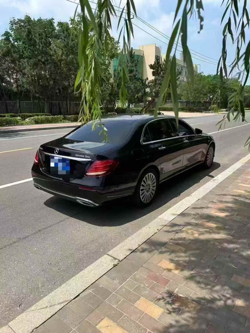 20年青岛奔驰E