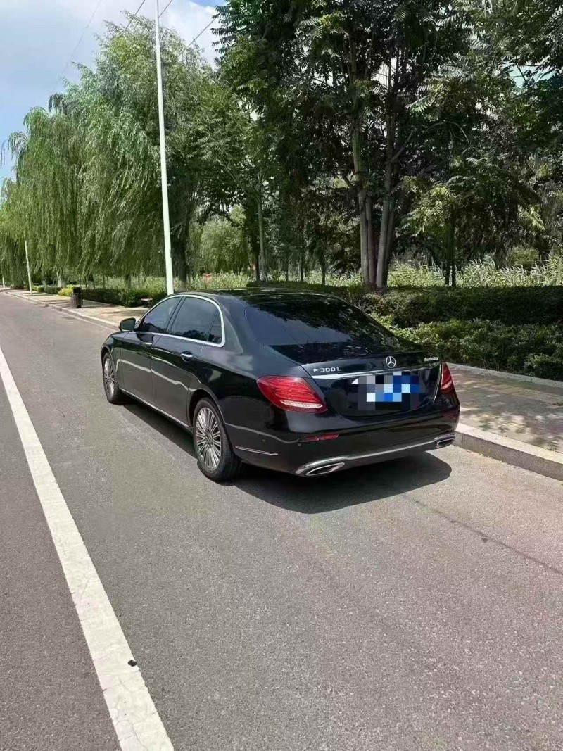 20年青岛奔驰E