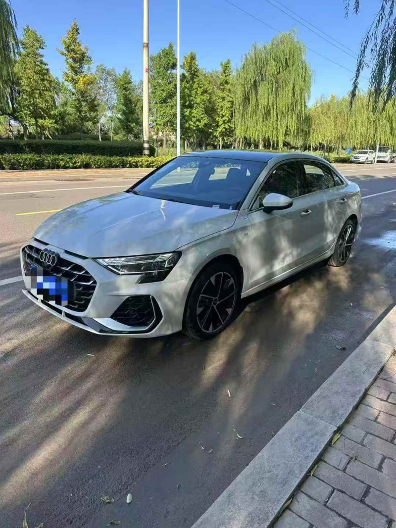 25年烟台奥迪A3