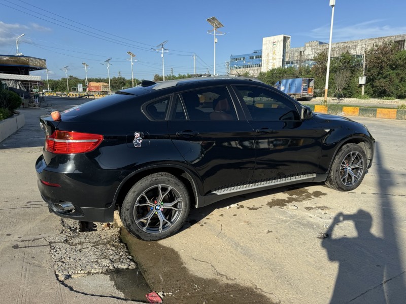 11年潮州宝马X6