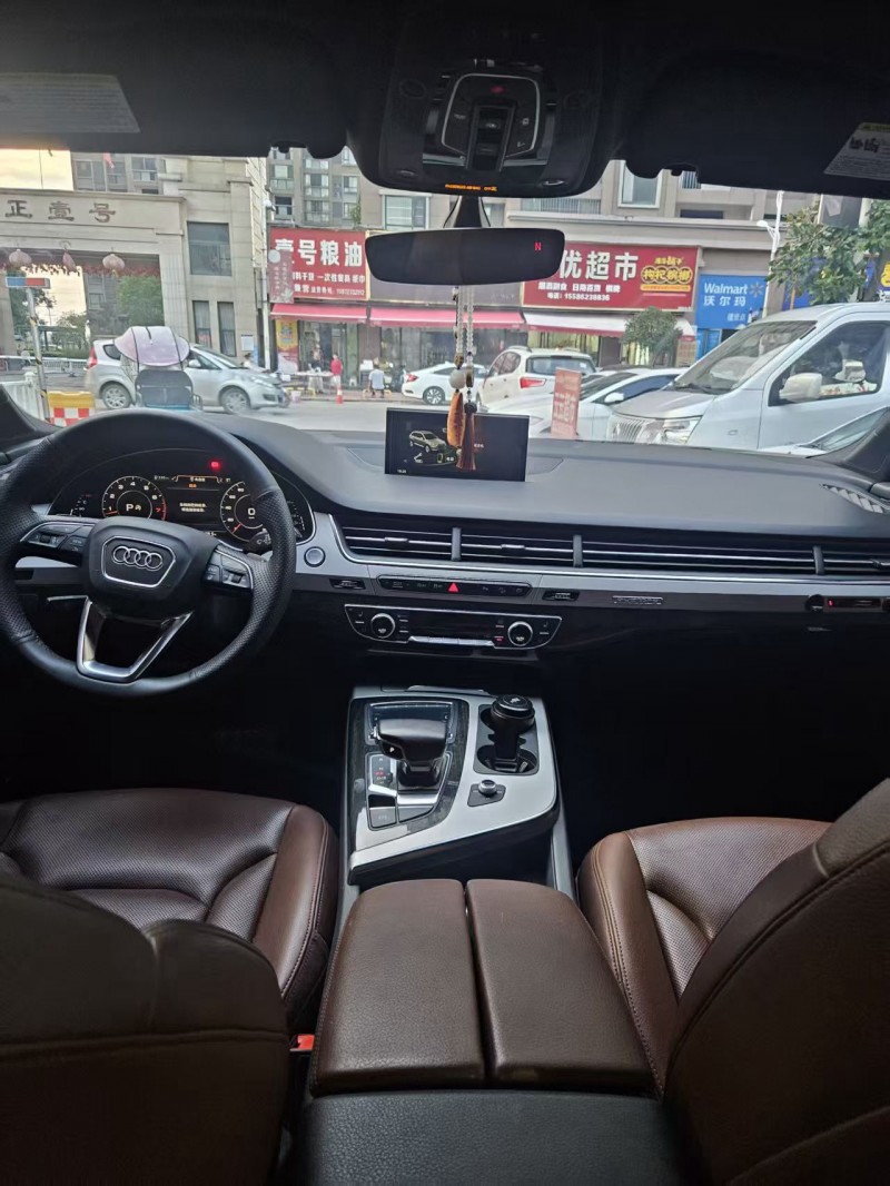 20年武汉奥迪Q7