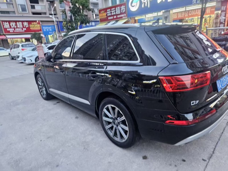 20年武汉奥迪Q7