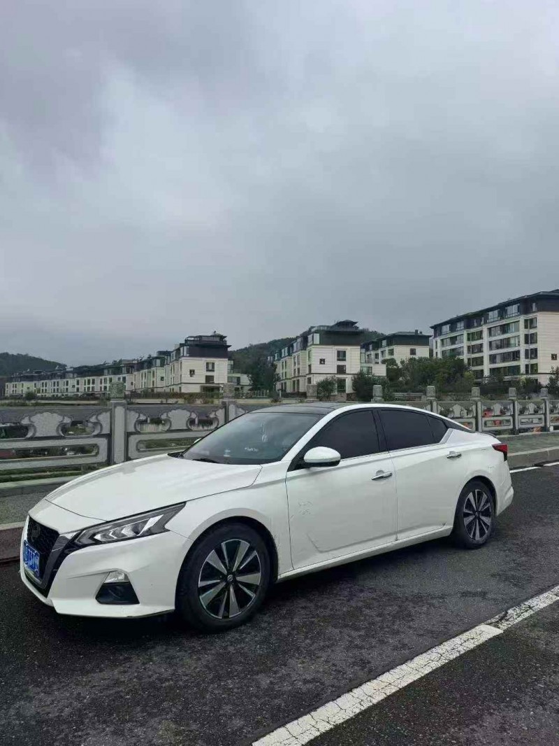 22年东营日产天籁