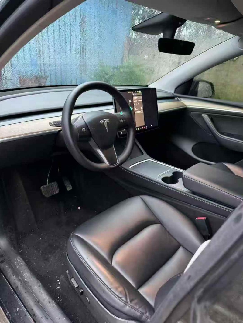 21年烟台特斯拉MODEL Y