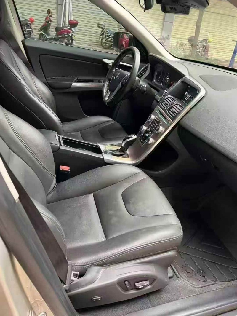17年遵义沃尔沃XC60
