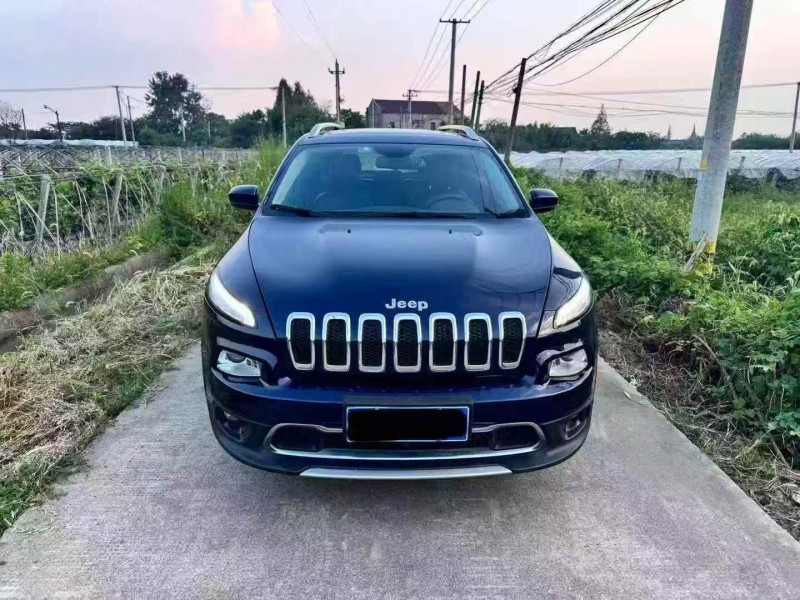 18年宁波Jeep自由光