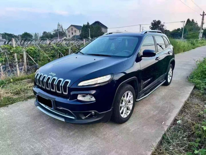 18年宁波Jeep自由光