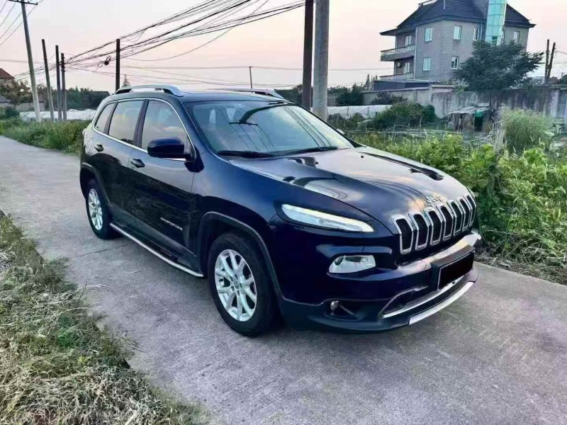 18年宁波Jeep自由光