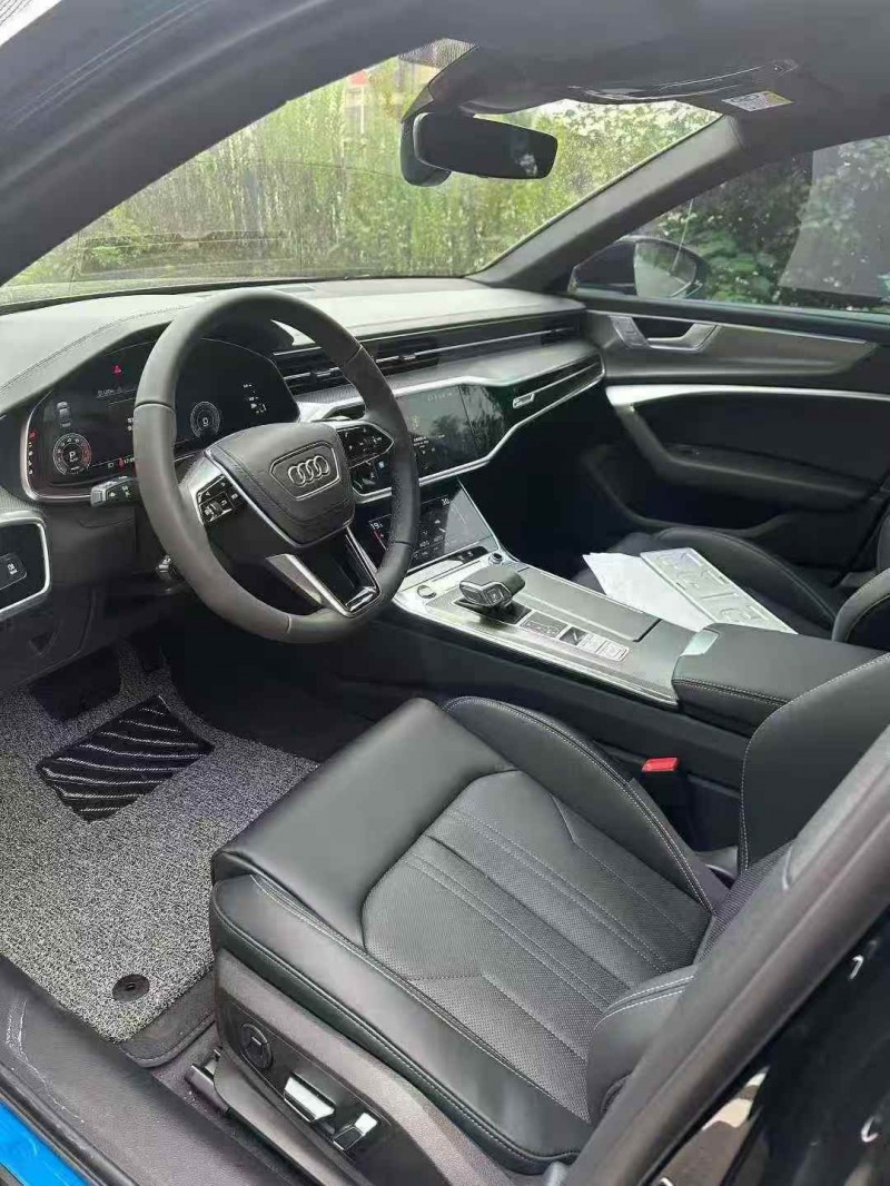 25年湘潭奥迪A6L