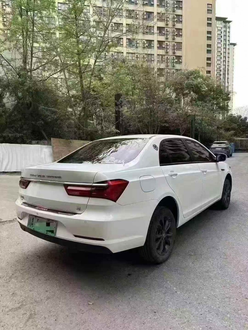 23年攀枝花比亚迪秦