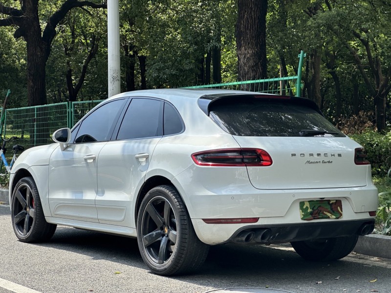17年东莞市保时捷Macan