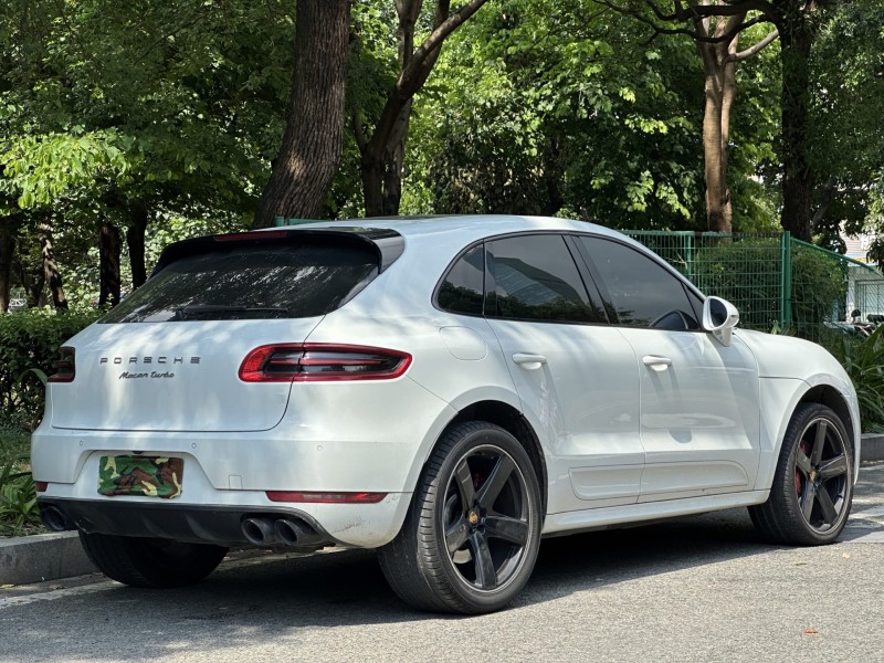 17年东莞市保时捷Macan