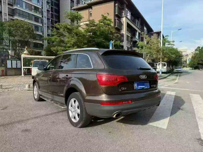 15年梧州奥迪Q7