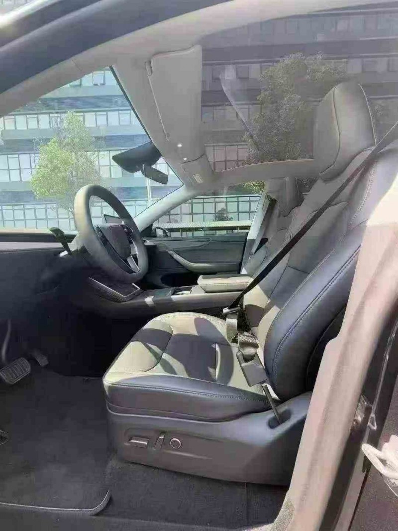 25年深圳特斯拉MODEL Y